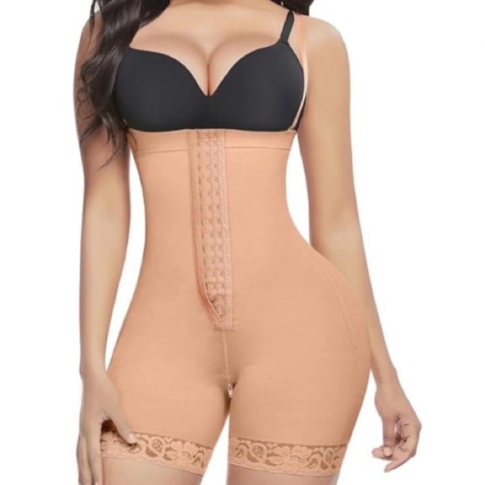 Full Body Shaper for women BBL
Shapewear Faja Post Surgery Compression